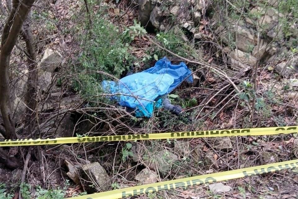 El accidente fue reportado a las 13:00 horas en el kilómetro 20 de la carretera intermunicipal de Montemorelos a Rayones.