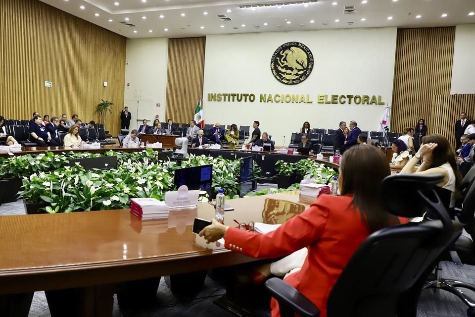 El INE confirmó que tanto los programas como la base de datos empleados sean exactamente los mismos que fueron evaluados por la Universidad Autónoma Metropolitana, Campus Iztapalapa.