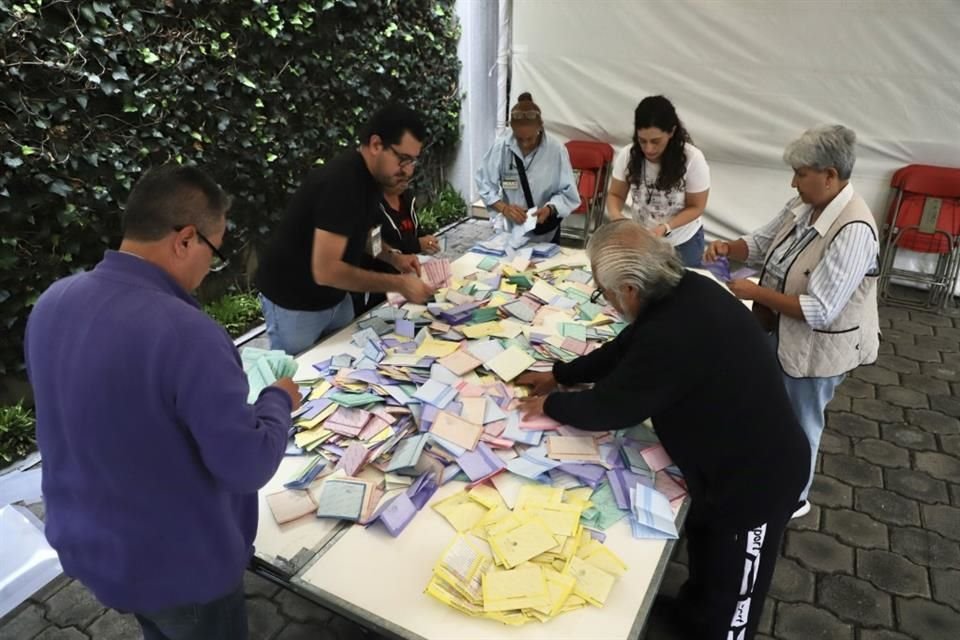 Con corte a las 18:50, más del 88 por ciento de las casillas fueron cerradas.