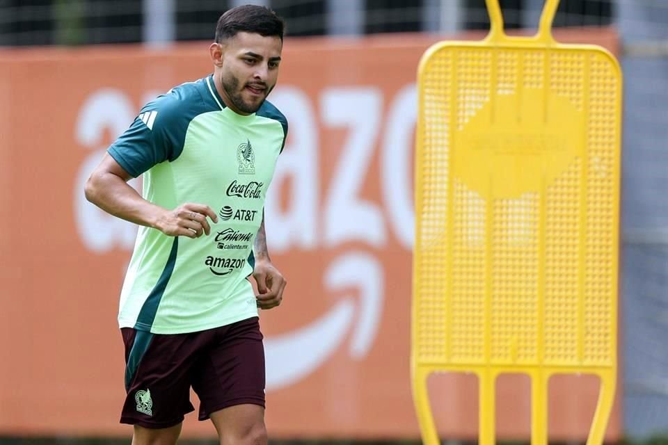 Según Fabián, Alexis Vega es lo más cercano a ese jugador que sea el creativo.