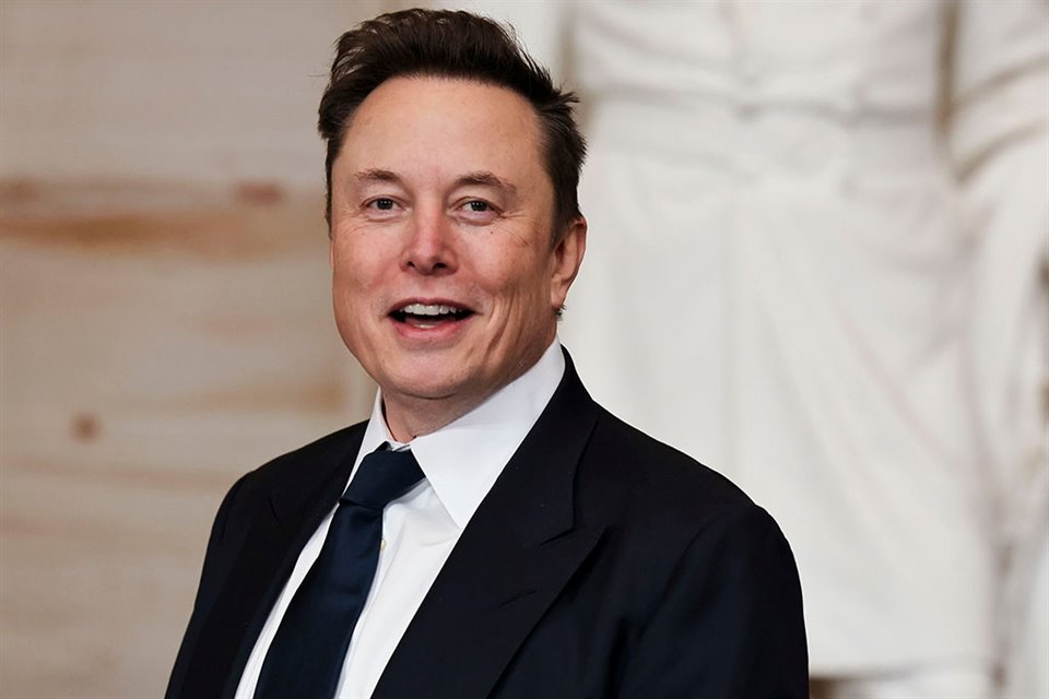 Con cero dólares, Elon Musk, el CEO de Tesla, fue en 2024 el ejecutivo peor pagado de una empresa del S&P 500.