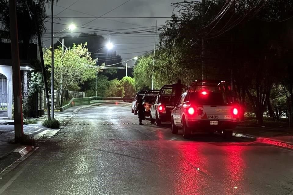 Los hechos se reportaron cerca del cruce de las calles Teresa de Cuéllar y López Portillo, en la Colonia Atoyac de Álvarez.