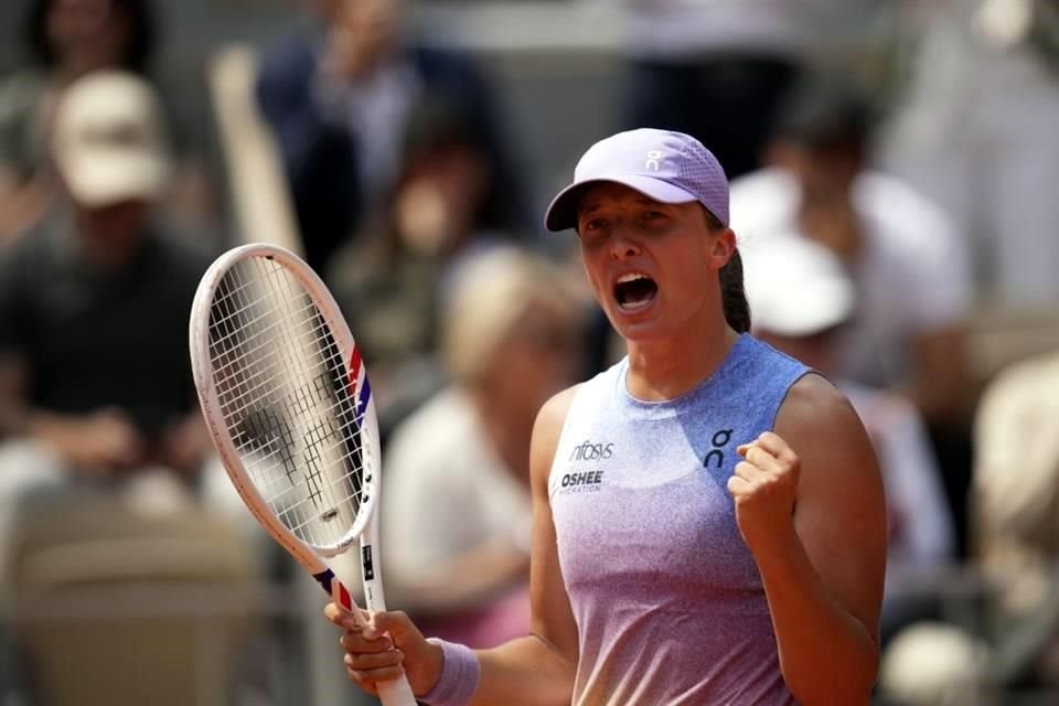 Iga Swiatek está a un triunfo de la Final de Roland Garros.