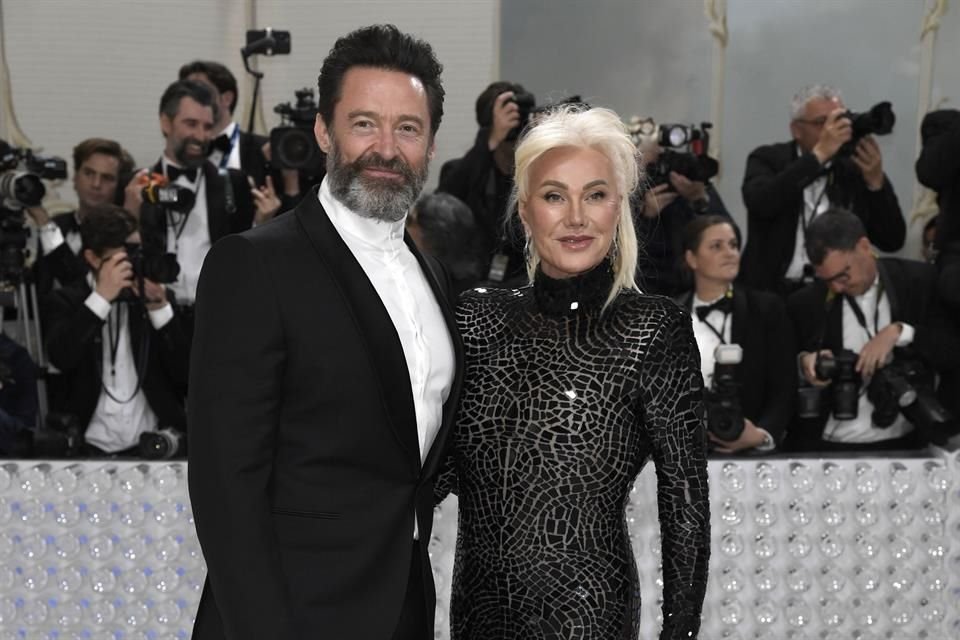 Luego de su divorcio con Hugh Jackman, Deborra-Lee Furness prepara un libro en el que podría incluir secretos de su separación.