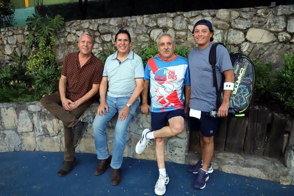 Leonel Guadiana, Martín Ogazón, Toño Vázquez y Alberto Ochoa