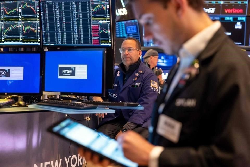 La suavización de la dura postura comercial de Trump permitió una recuperación de los activos de riesgo en mayo, con el índice referencial S&P 500 y el Nasdaq, de gran peso tecnológico, registrando su mayor alza porcentual mensual desde noviembre de 2023.