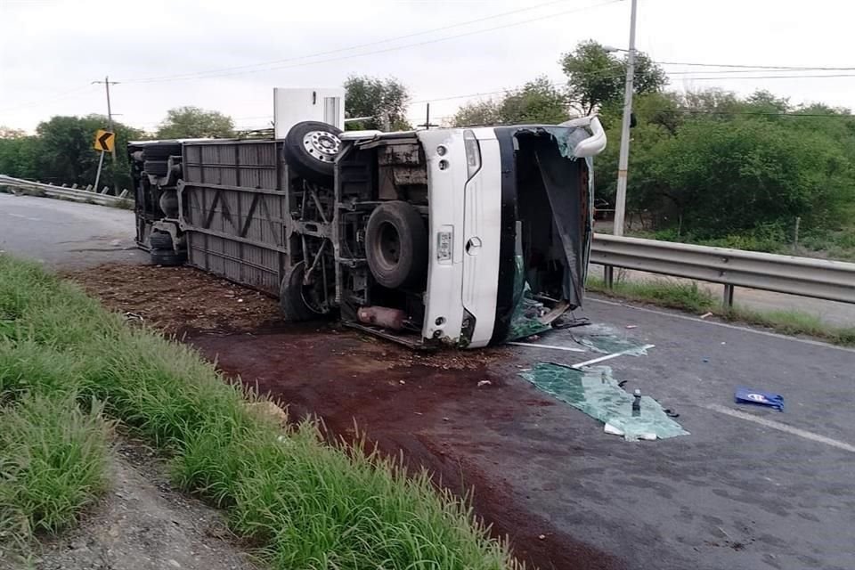 El camión turístico se dirigía a Tampico, Tamaulipas.