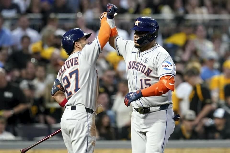 Isaac Paredes es el hombre fuerte a la ofensiva de los Astros.