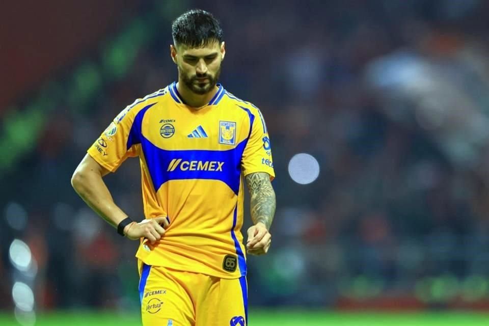 Juan Sánchez Purata quedará fuera de la Selección Mexicana que enfrentará la Copa Oro.