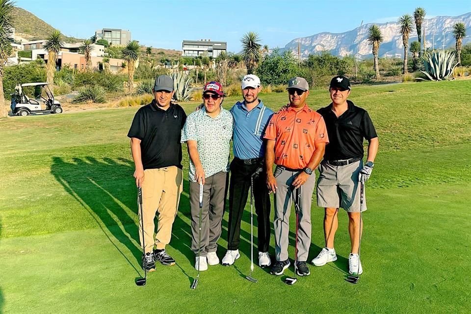 Rubén Lozano, Alejandro Guerra, Pibi Reiter, Óscar Rivera y Rodrigo Vargas