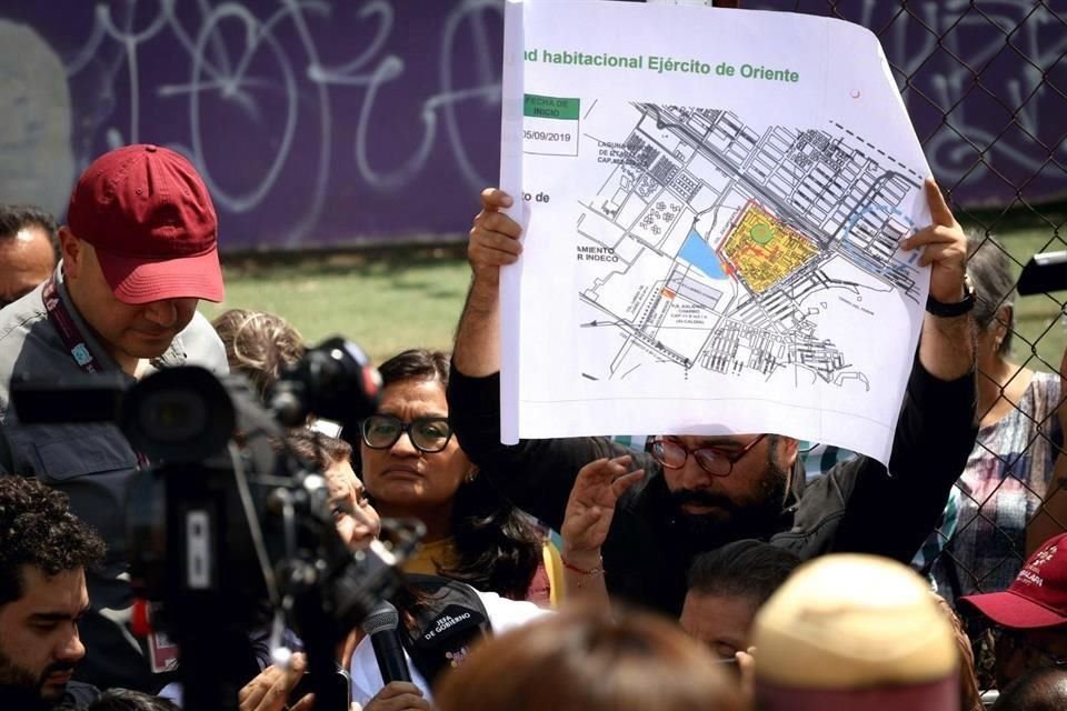 La Jefa de Gobierno recorrió las zonas de la Colonia Ejército de Oriente INDECO II ISSSTE,