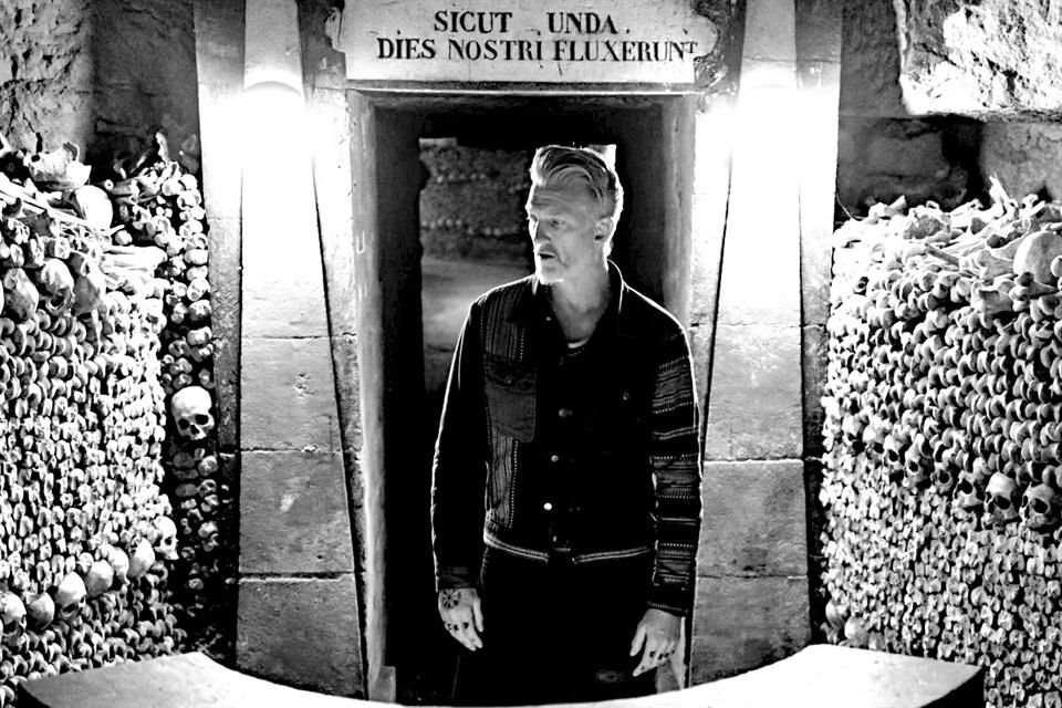 The rock band Queens of the Stone Age, led by Josh Homme, who will play in Mexico City in November, premieres 