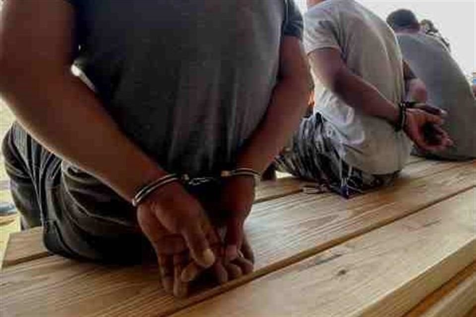 Las detenciones de personas en tránsito pasaron de mil 494 en 2017 a 8 mil 915 en 2023, según datos de la Unidad de Política Migratoria.