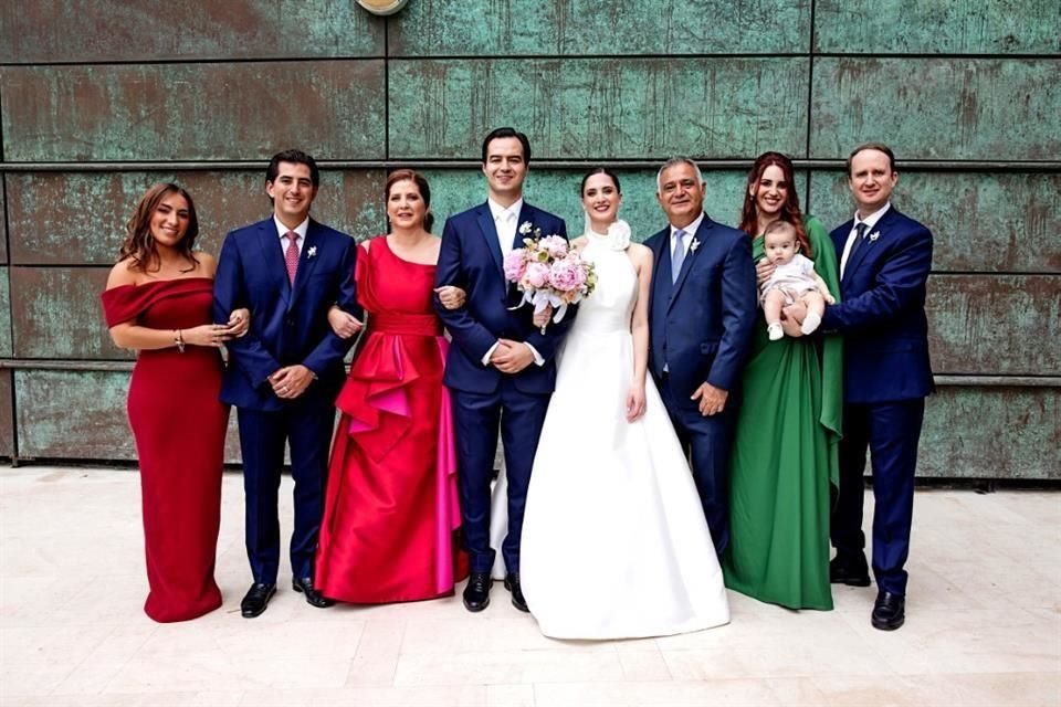 Gaby Paláu, Lorenzo Soriano, Rosela González de Soriano, LOS NOVIOS, Lorenzo Carlos Soriano Álvarez, Rosella Soriano de García-Magariño con Mariano García-Magariño y Mariano García-Magariño Alonso
