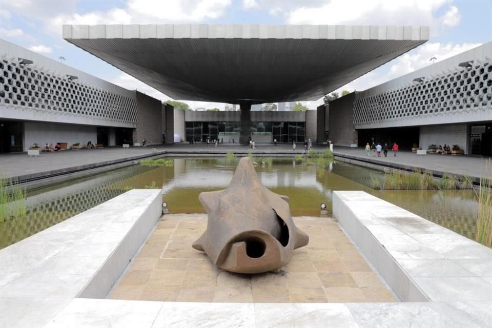 El Museo Nacional de Antropología, galardonado con el Premio Princesa de Asturias de la Concordia, vio opacado su festejo por el cierre temporal de sus intalaciones.