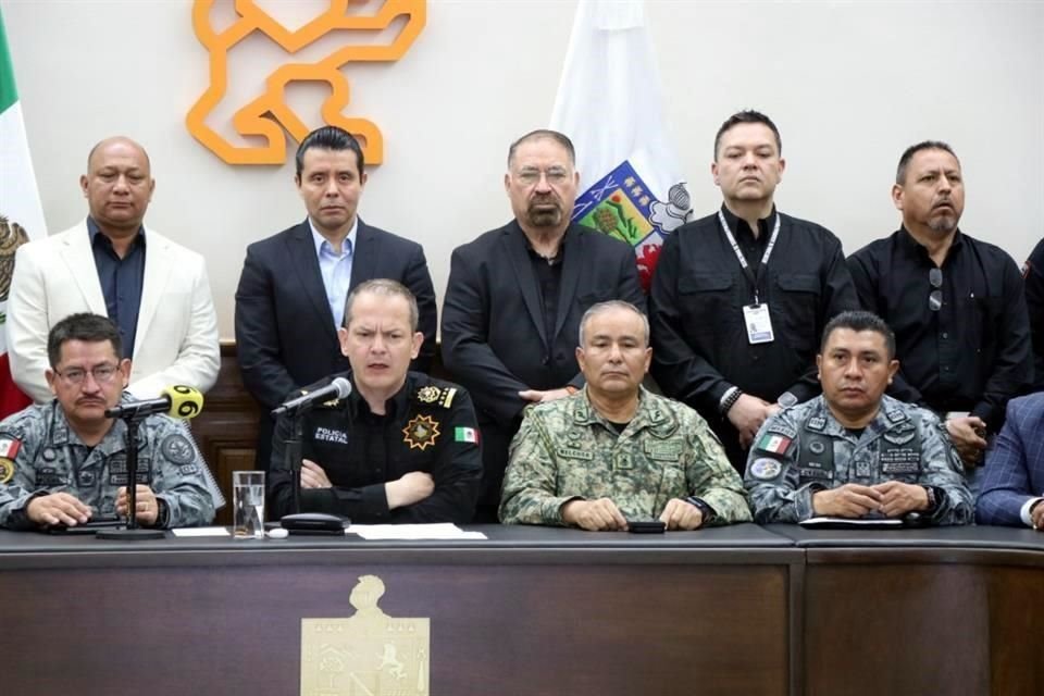 Esta mañana se llevó a cabo la Reunión semanal de ''La Mesa para la Construcción de la Paz'', en Palacio de Gobierno.