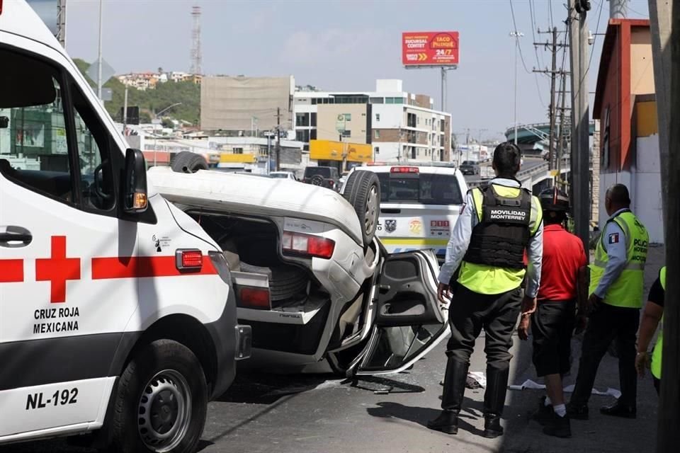 El accidente fue reportado a las 9:50 horas en la mencionada avenida, a unos metros del cruce con la Avenida Revolución.