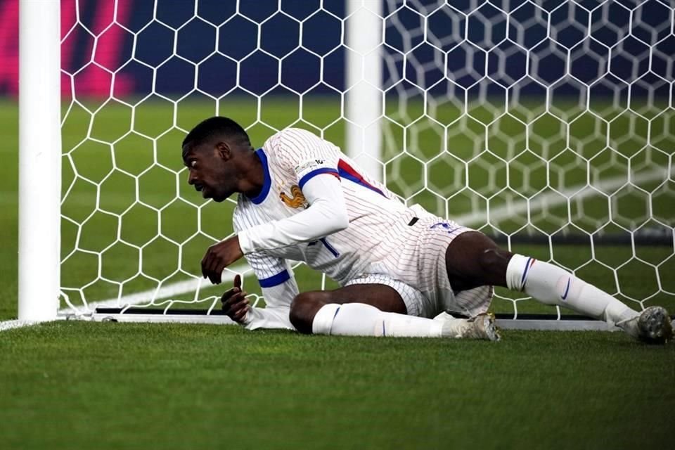 Ousmane Dembele es baja para Francia.