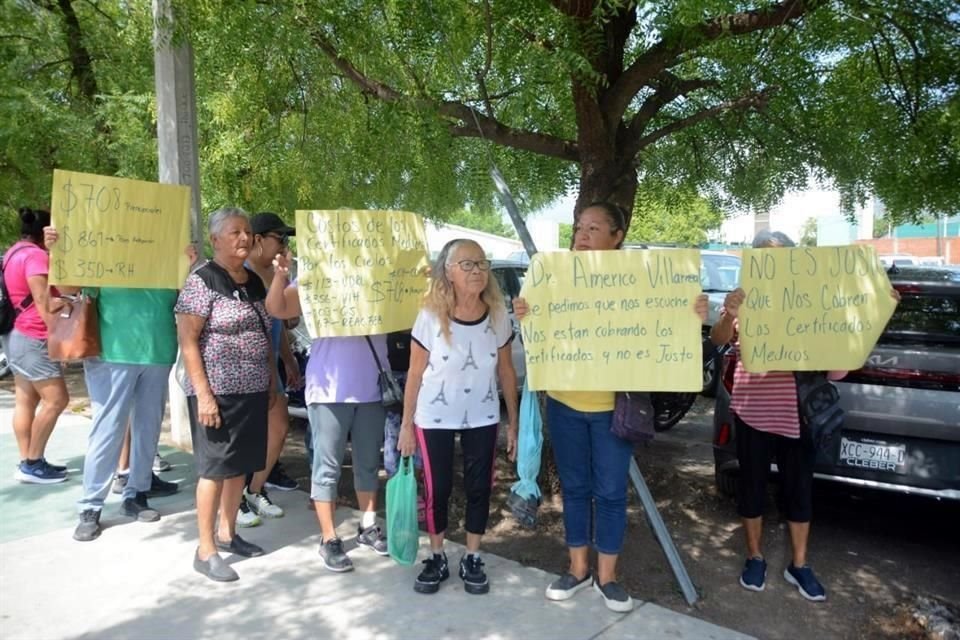Personal del Centro de Salud aseguró que los certificados médicos escolares no tienen costo, y que sólo se aplican cobros en los casos de certificados prenupciales y de adopción.