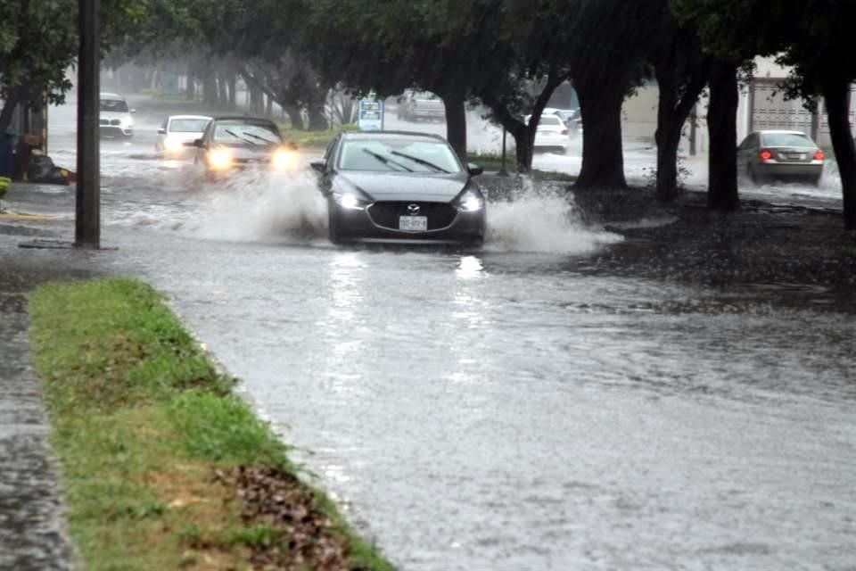 Las lluvias de la semana pasada crearon encharcamientos de grandes dimensiones en varias partes de la zona.