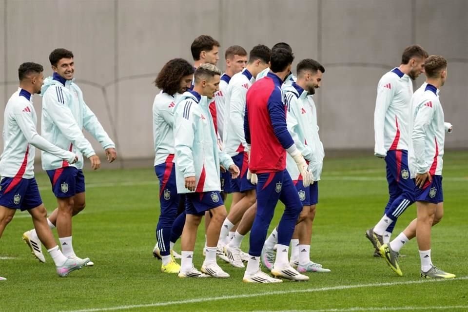 España realizó su última práctica de cara a la Final de la UEFA Nations League ante Portugal en Múnich.