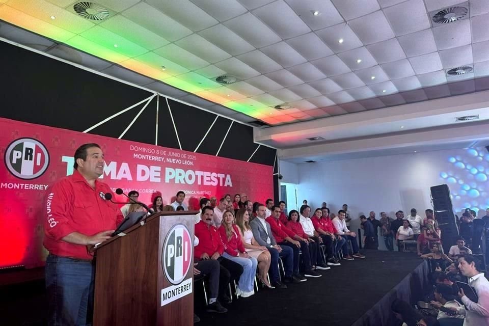 El líder estatal tricolor, José Luis Garza Ochoa, señaló que se viven momentos críticos a nivel nacional y estatal por el caos político, el ego y la falta de soluciones.