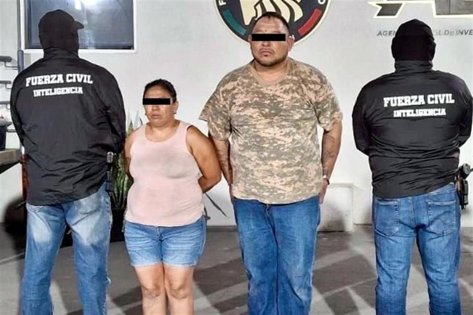 Los detenidos fueron identificados como Carlos 'N', de 45 años de edad y Mayali 'N', de 38.