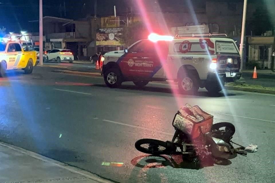 El percance se registró a las 2:06 horas en la Avenida Ruiz Cortines y la calle Nogal, en la Colonia Valle Verde.