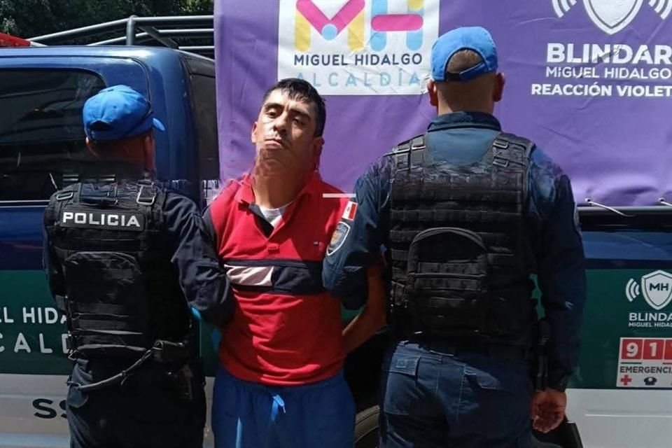 El agresor, identificado como Gustavo 'N', fue detenido por policías de la Alcaldía Miguel Hidalgo.