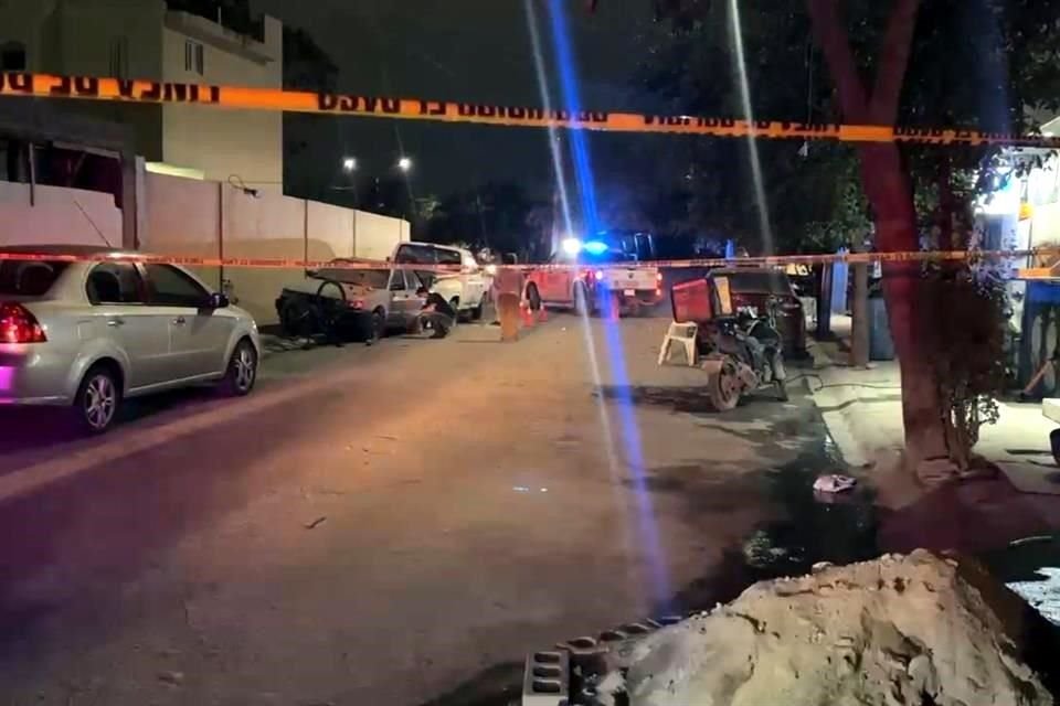 El lesionado fue trasladado por paramédicos a una clínica cercana en Escobedo.