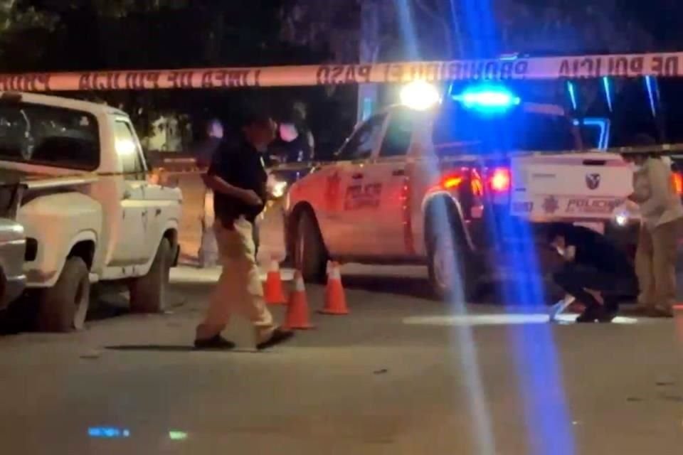 El lesionado fue trasladado por paramédicos a una clínica cercana en Escobedo.