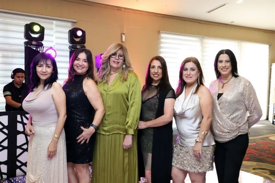 Sandra Vega, Mary Méndez, Mayu Álvarez, Myrtala Lozano, Alma Teresa Jaime y Tina Jiménez