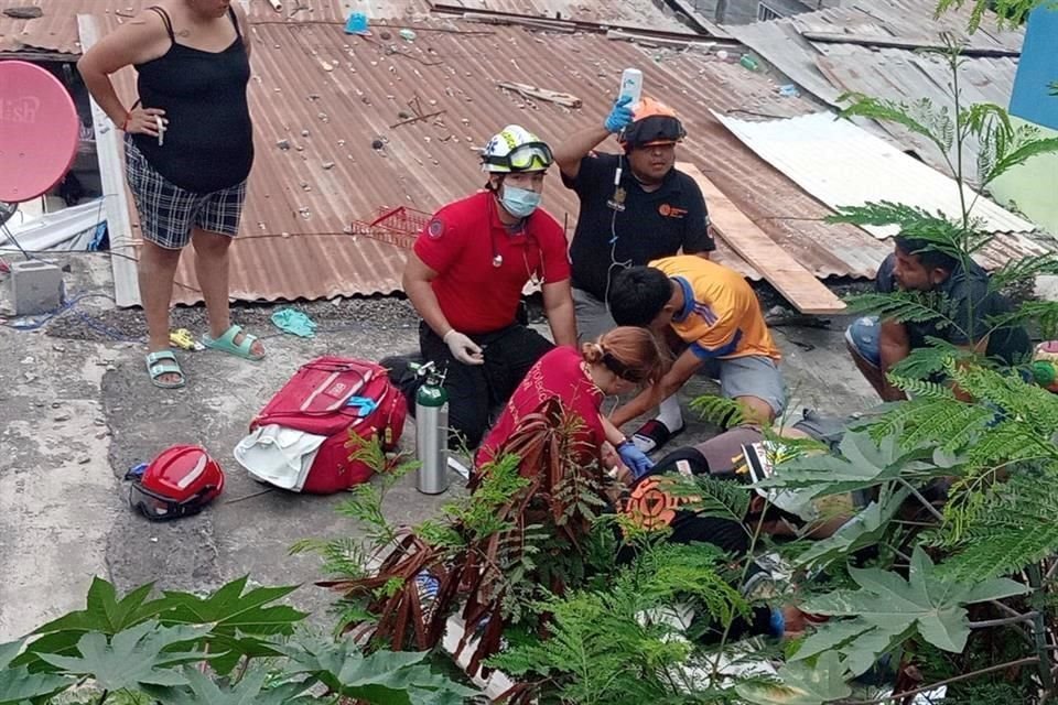 El accidente fue reportado alrededor de las 18:00 horas, en una casa ubicada sobre la calle Novena Avenida en su cruce con Cerro de Orizaba, en la Colonia Cerro de la Campana.
