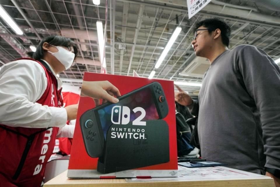 La Switch 2 tiene un costo de 499.99 dólares en Estados Unidos, comparado con los 299.99 dólares de la original.