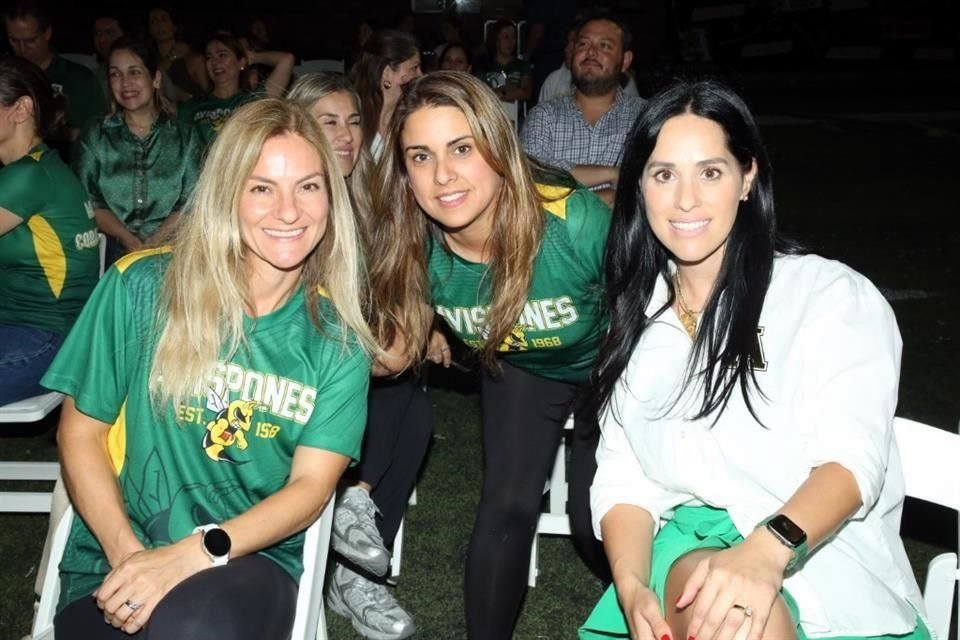 Daniela Flores, Lila Treviño y Linette Morales
