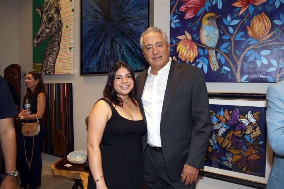 Andrea Salazar y Salvador Salazar