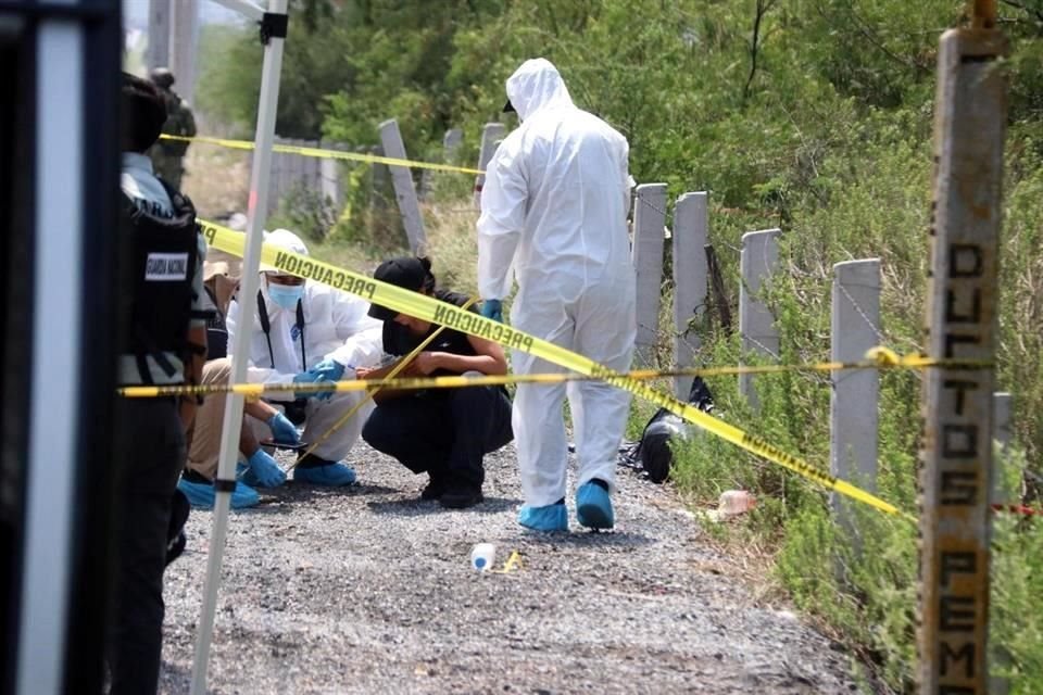Aunque trascendió que los restos podrían ser de dos cuerpos, las autoridades no lo confirmaron ni dieron más detalles.