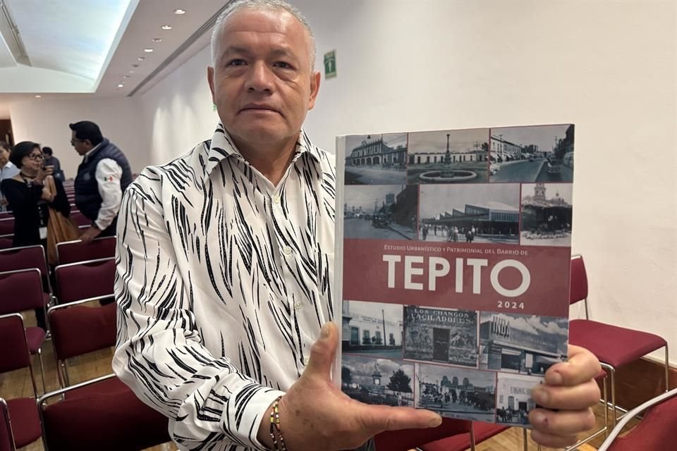 Luis Fraustro fue uno de los residentes de Tepito que estuvo presente en la presentación del libro en Bellas Artes.
