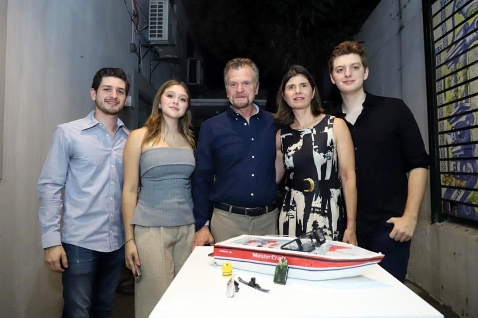 Ricardo Garza Carrillo, Catalina Garza, Ricardo Garza, Catalina Carrillo de Garza, Rogelio Garza Carrillo