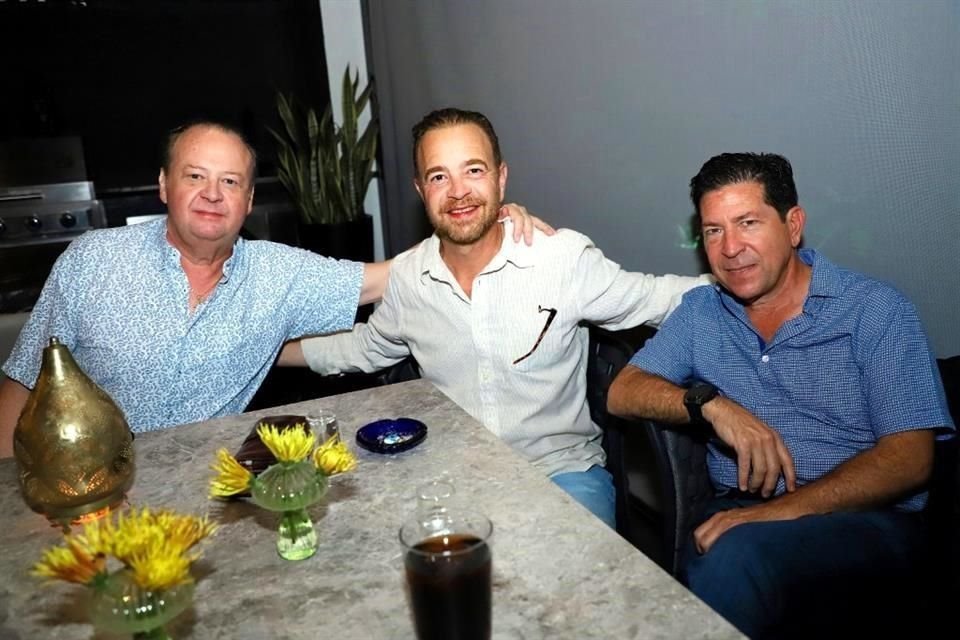 Luis David Ortiz, Fernando Elizondo y Rogelio Elizondo
