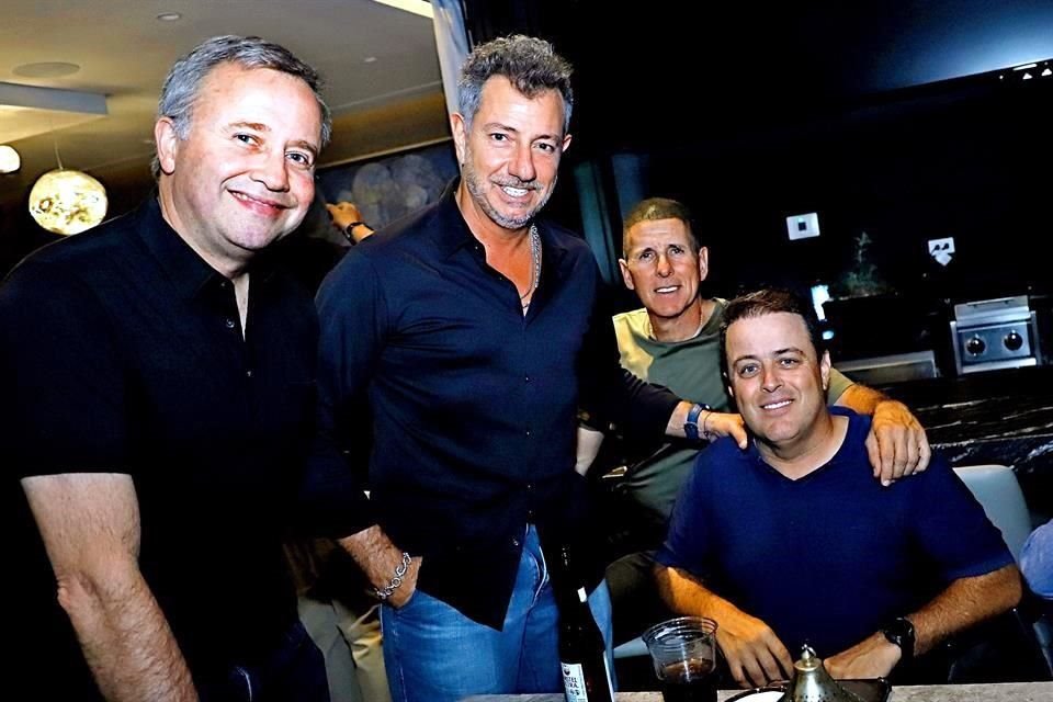 Luis Ochoa, Marco Becerra, Ricardo Kalife y Alejandro Camargo
