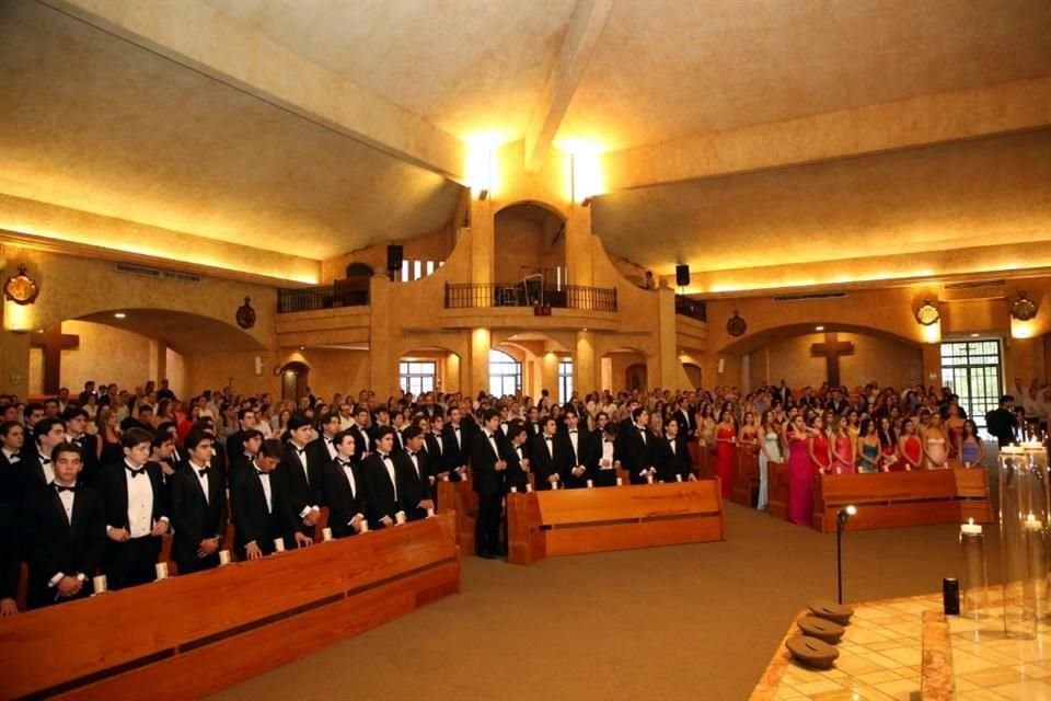 Alumnos de preparatoria del ASFM.
