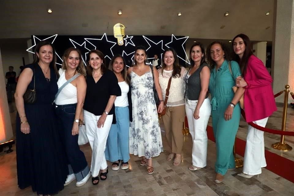 Rosana Robles, Norma Lozano, Ana Santos, Denise Farías, Ana Lagunes, Adriana de la Llave, Laura Cantú, Catalina Espinosa y Maru Matar