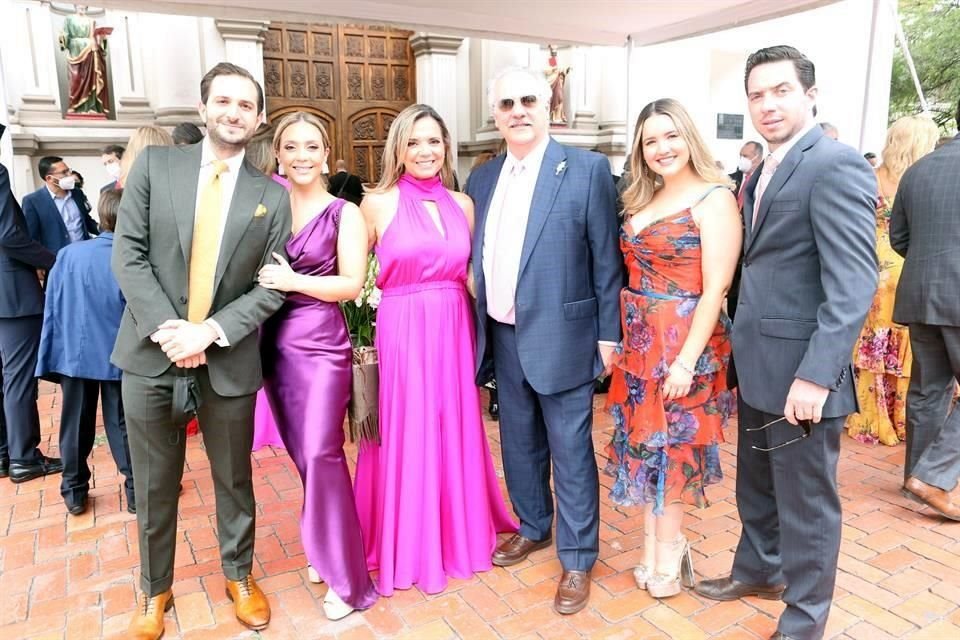 David Farah, Regina Kane, Cecilia Rodríguez de Kane, Ricardo Kane, Muñe Gutiérrez de Kane y Ricardo Kane Rodríguez