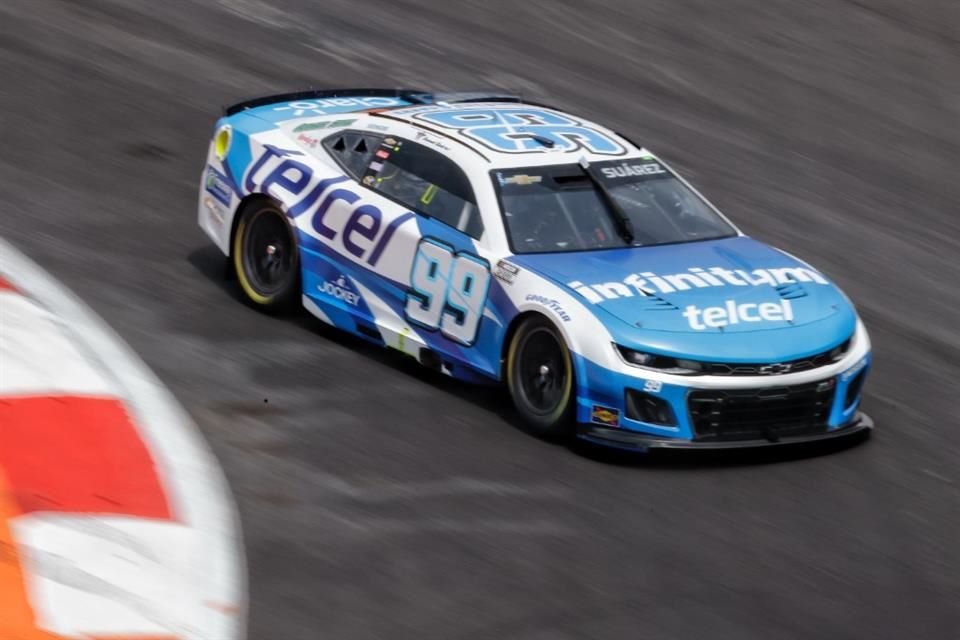 El mexicano Daniel Suárez fue apoyado por la afición en el Autódromo Hermanos Rodríguez.