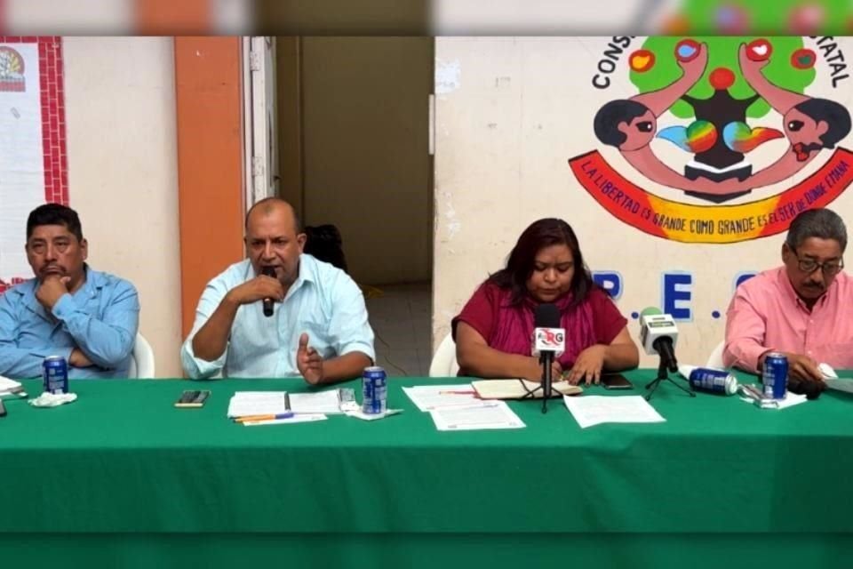 En conferencia de prensa, la Comisión Política de la Ceteg se pronunció sobre los decretos que anunció la Presidenta Claudia Sheinbaum para la base magisterial.