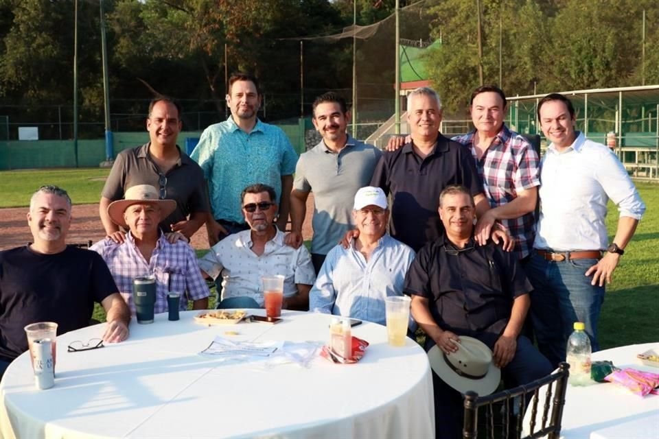 Andrés Calderón, Ramiro Guerra, Mario Siller, Alfonso Antillón, Abel Flores, Abraham Ayala, Jesús Tamez, Sergio González, Rodolfo Zúñiga, Federico Palacio y Germán Espinoza  
