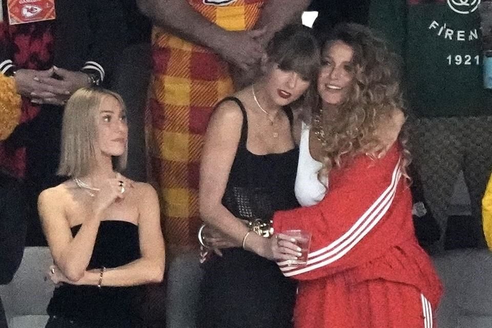 Blake Lively pidió proteger sus mensajes con Taylor Swift, acusando a Justin Baldoni de usar a la cantante como táctica mediática.