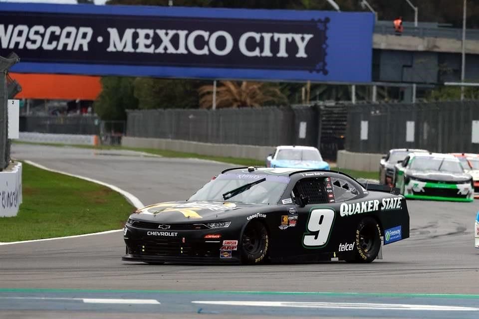 Suárez hizo vibrar al Autódromo Hermanos Rodríguez.