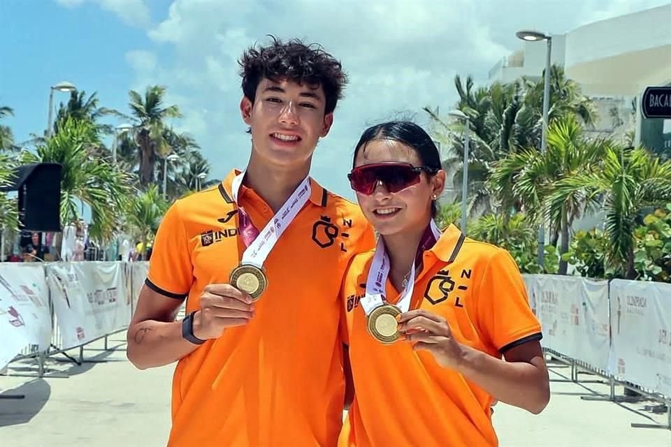 Los regiomontanos Diego Arias Suárez y Rebeca Rivero Franco dominaron la diciplina de triatlón